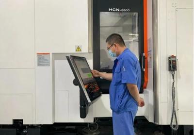 规范建设年 临港在突破 省级重点项目创新高、加速跑，技术开发引领发展